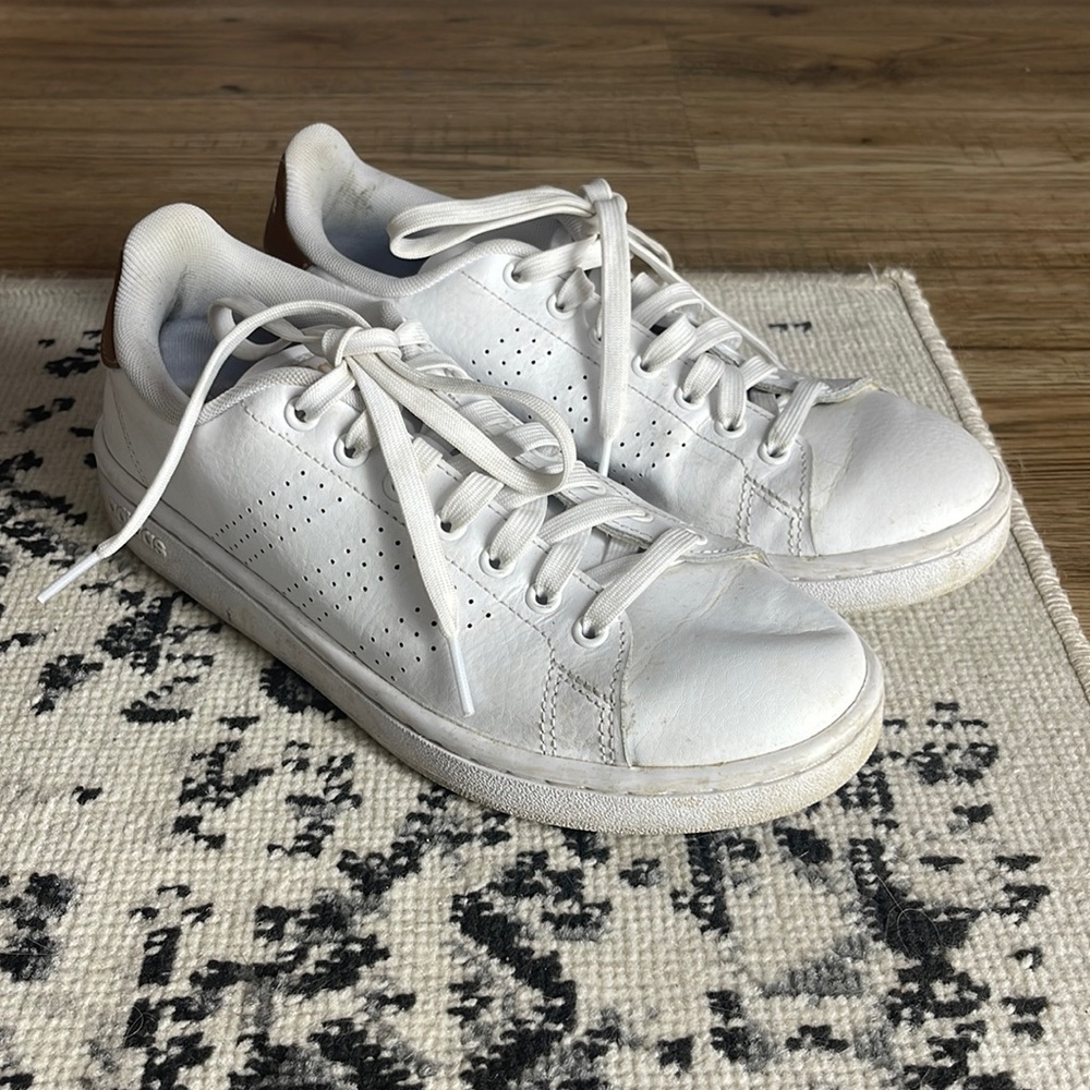 Adidas Sneakers